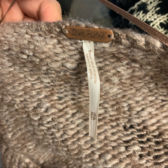 Tan Free People Sweater. Size XS - Picture 2 of 4